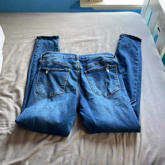 High Rise Jeans - Picture 3 of 6